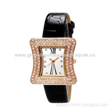 Jewelry Style Women's Crystal Decoration Rectangle Bezel Quartz Watch with Real Leather Strap
